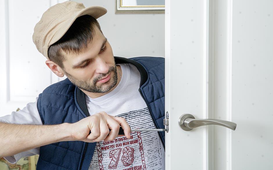 changer serrure porte pvc Neuilly-Plaisance